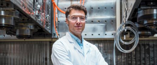 Scientist working in a laboratory