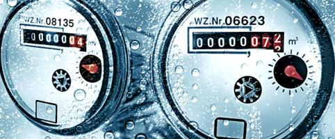 Water meters with water on them | CNA Insurance