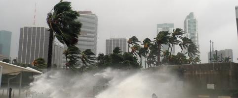 Hurricane approaching the coast