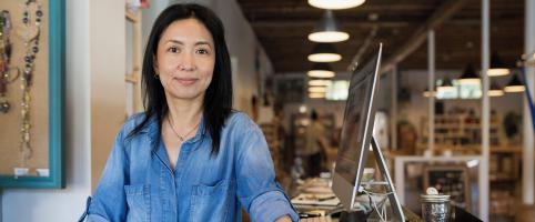 Small business owner | CNA Insurance